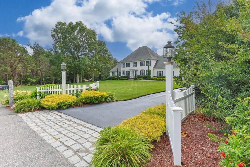 Bourne, MA 02532,29 Weatherdeck Dr