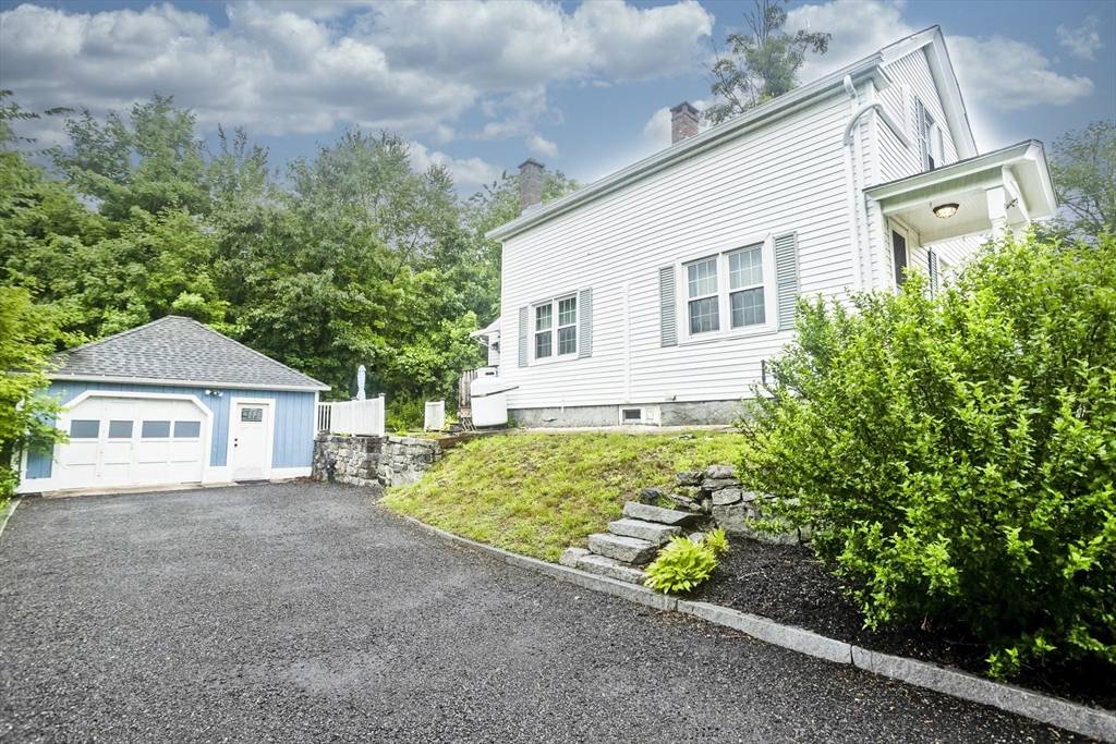 Monson, MA 01057,30 Washington Street