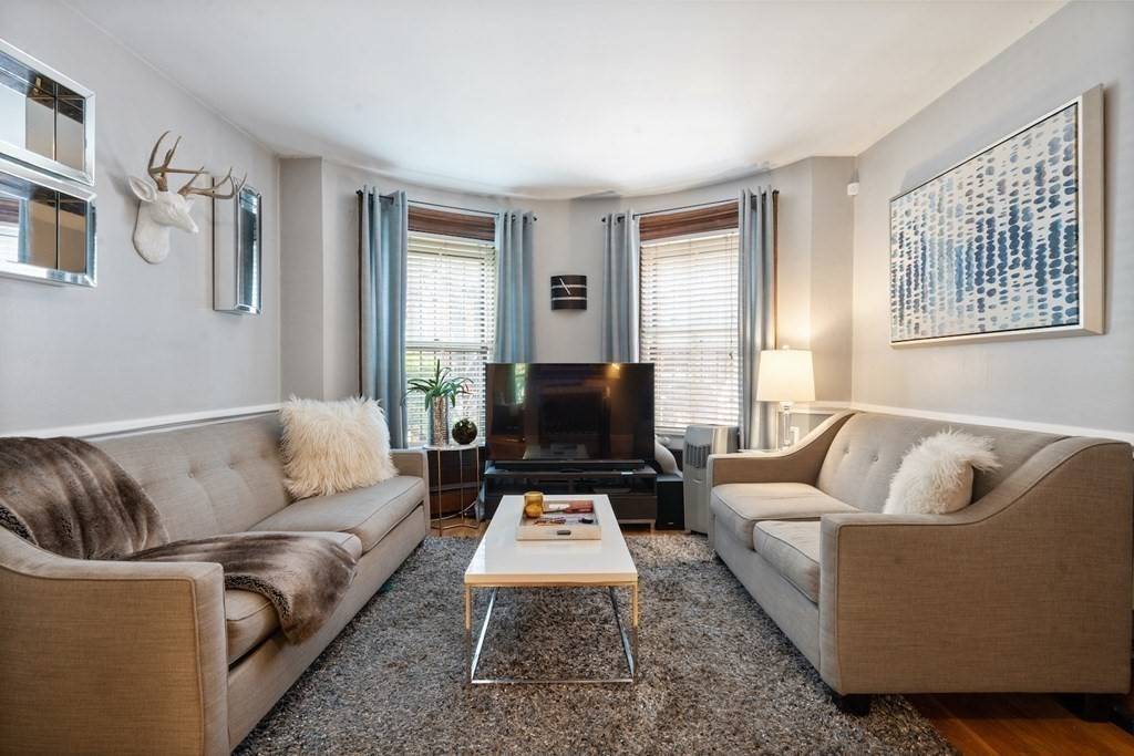 Boston, MA 02118,45 Rutland Square #1