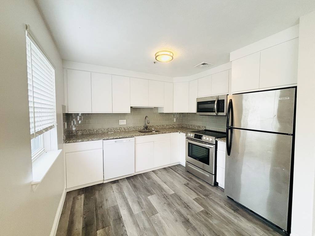 Everett, MA 02149,11 Langdon Street #201