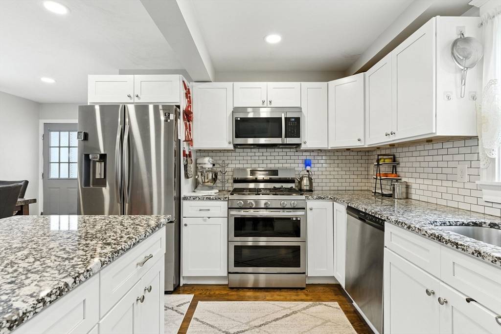 Boston, MA 02132,8 Earnshaw St