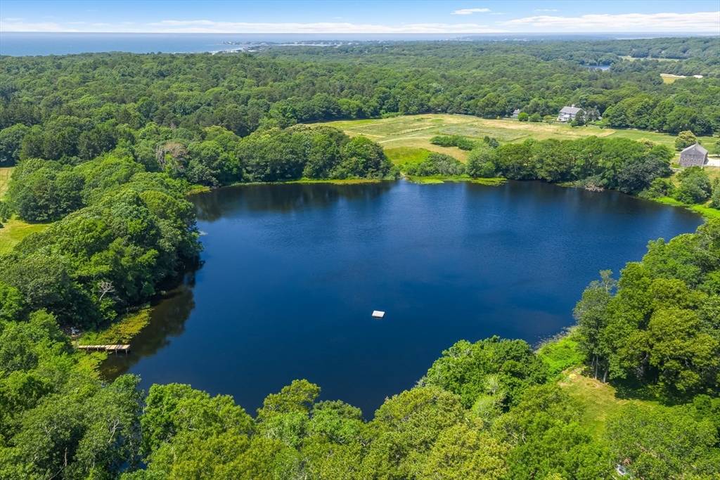 Falmouth, MA 02540,908 W Falmouth Hwy