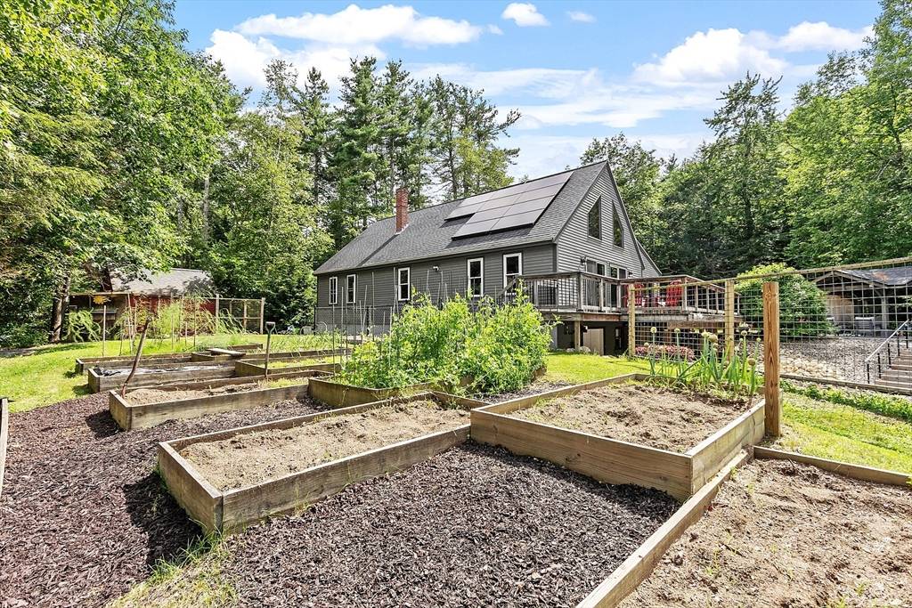 Lunenburg, MA 01462,737 New West Townsend