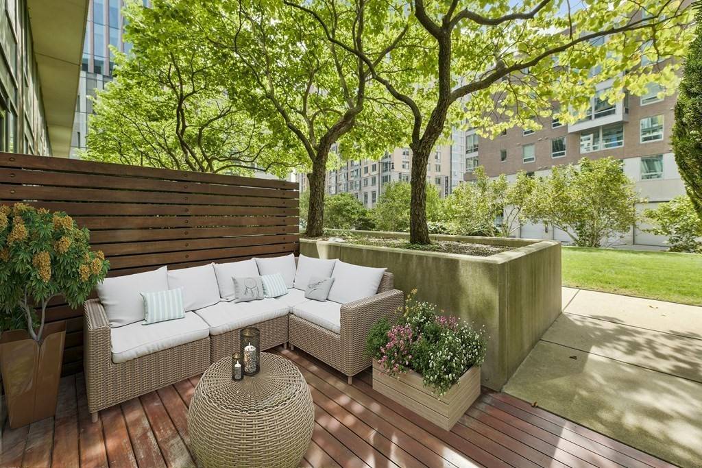 Cambridge, MA 02141,2 Earhart Street #120