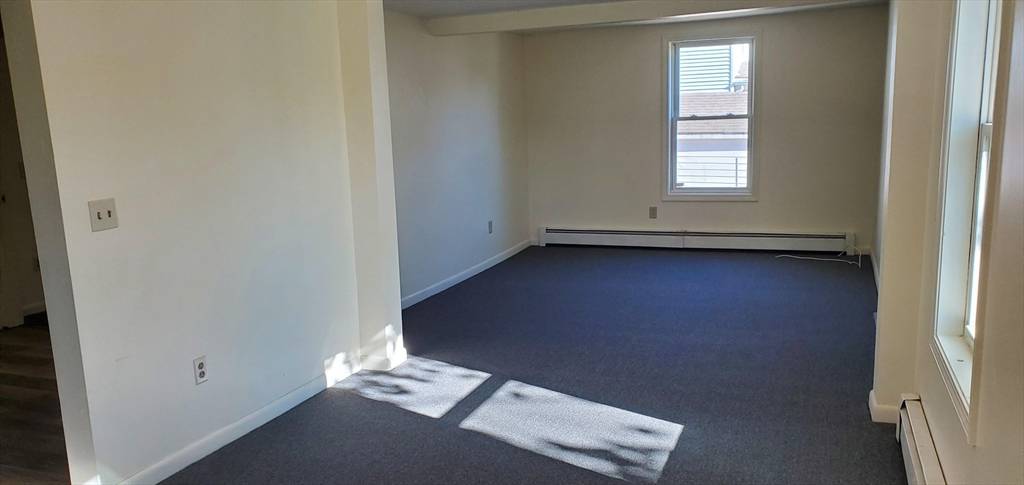 Fitchburg, MA 01420,25-27 Brier Street #2