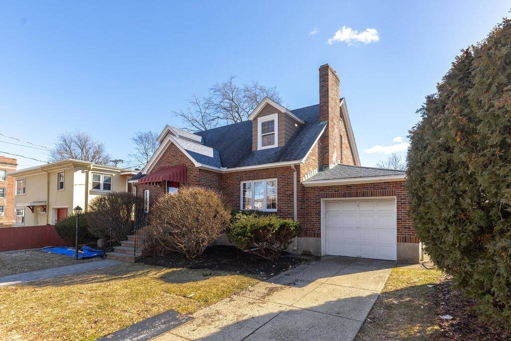 Medford, MA 02155,6 George St