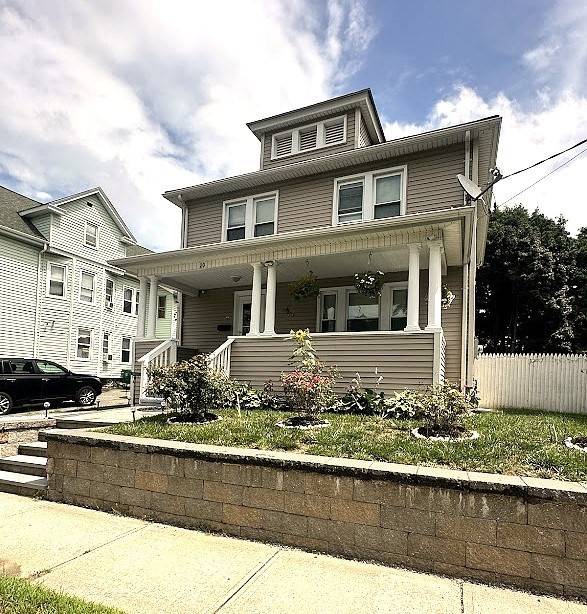Chicopee, MA 01013,20 Mount Carmel Ave