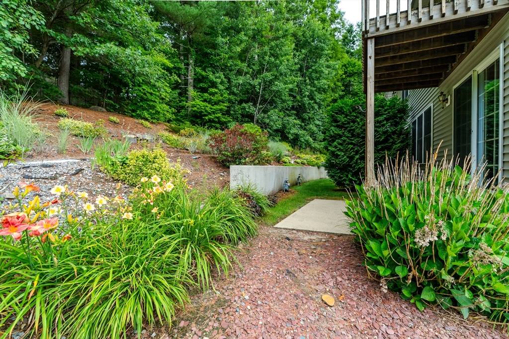 Monson, MA 01057,18 Palmer Road #19