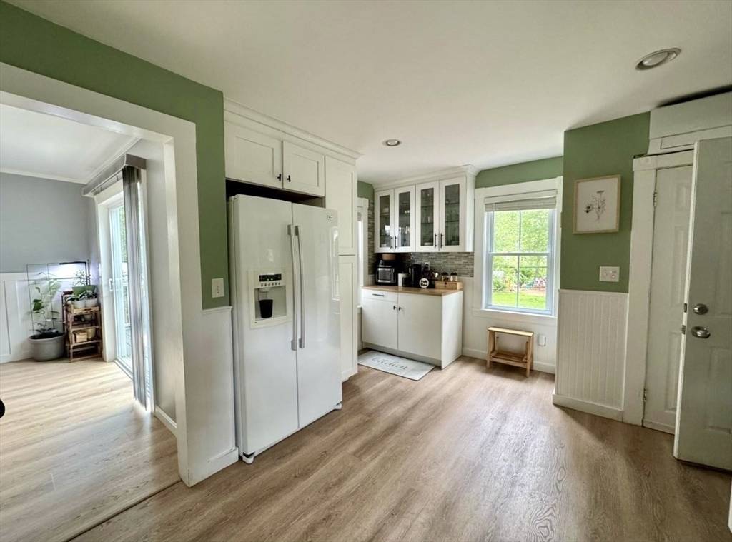 Shirley, MA 01464,43 Fredonian St