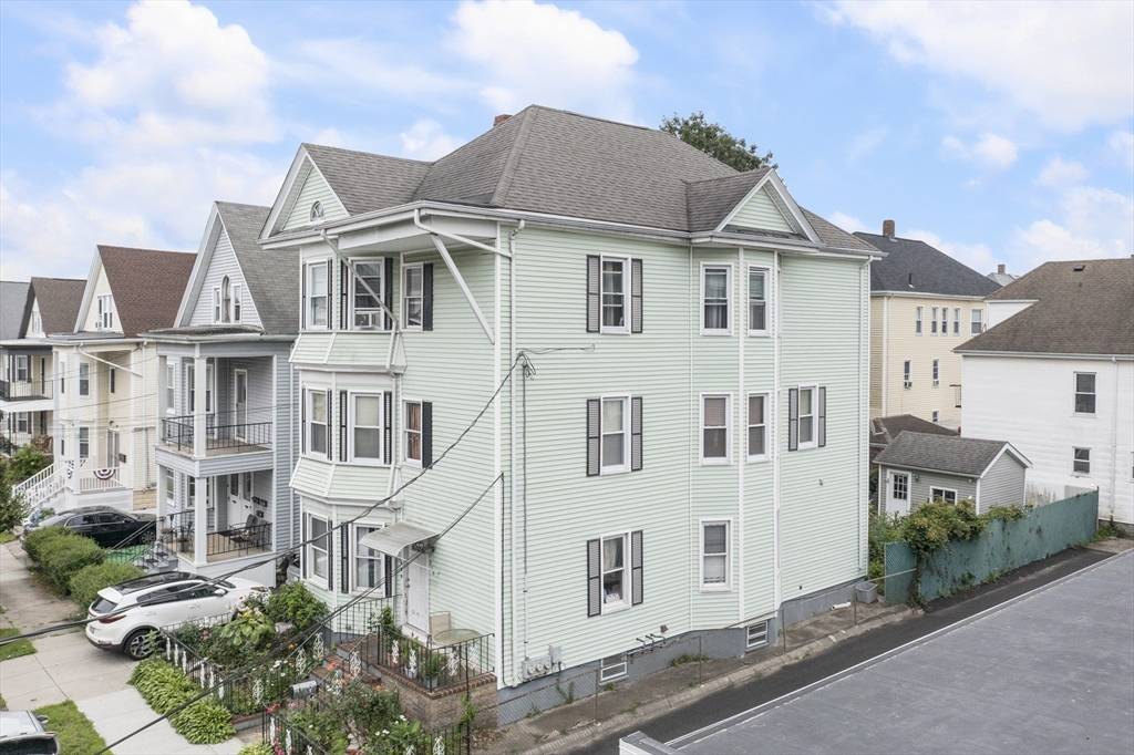 New Bedford, MA 02745,210 Whitman St