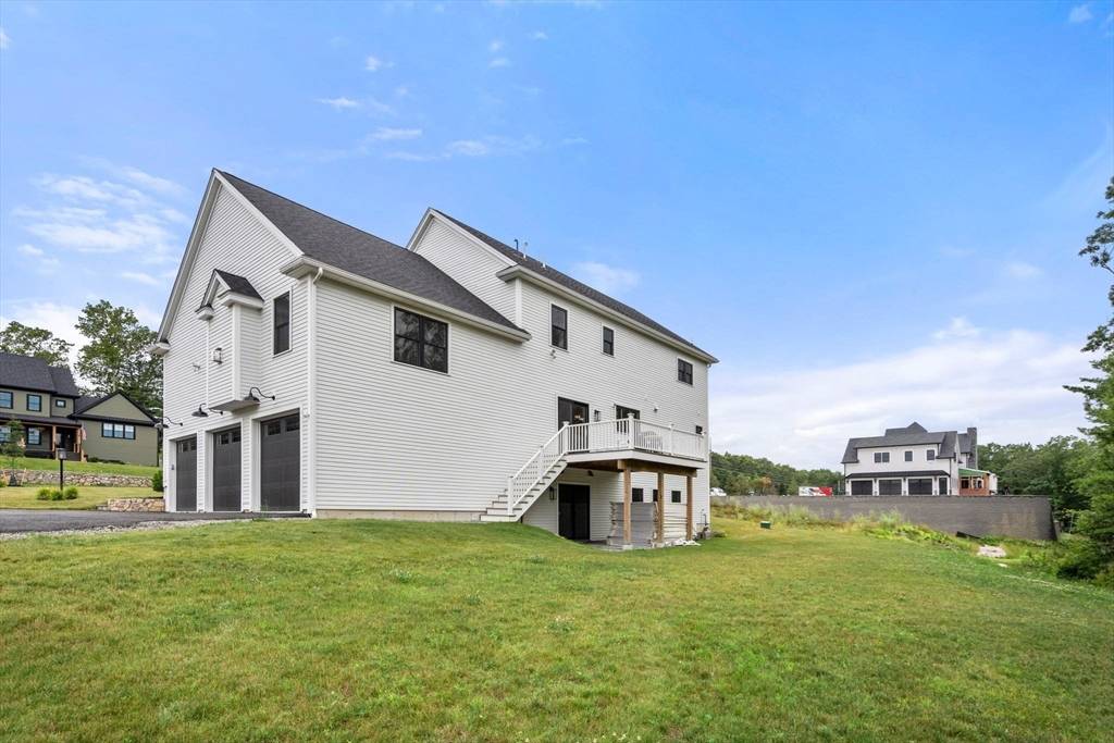 Middleton, MA 01949,15 Couture Way