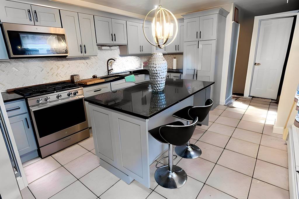Lawrence, MA 01841,406-408 Lowell Street