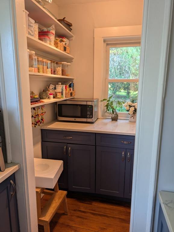 Watertown, MA 02472,15 Sunset Rd. #15
