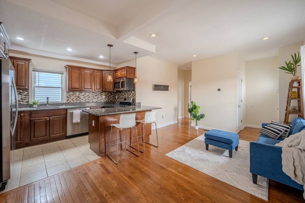 Waltham, MA 02453,114 Central St #1