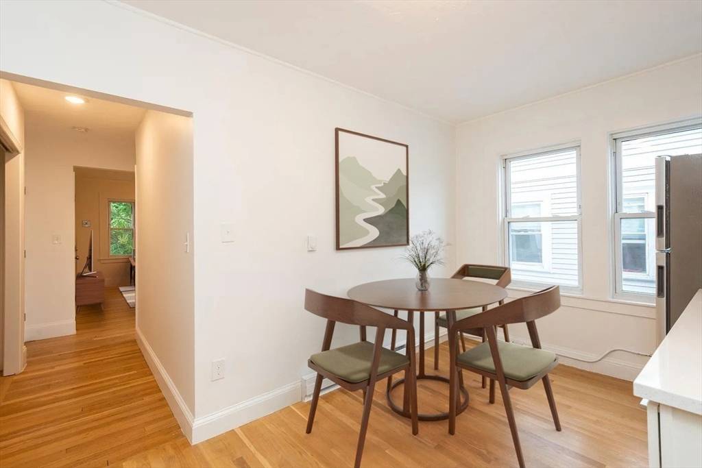 Boston, MA 02122,112 Adams #1L