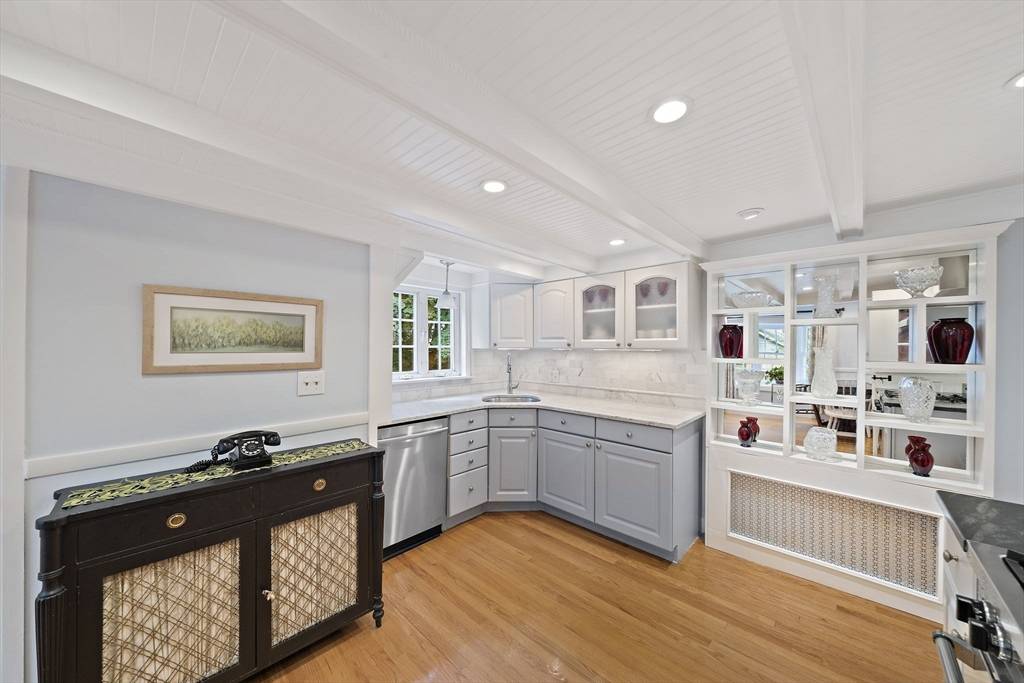 Weymouth, MA 02189,1141 Commercial St