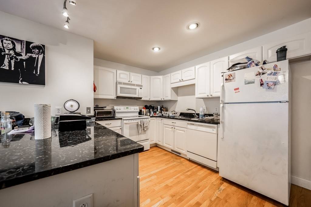 Somerville, MA 02144,91 Pearson Avenue #1