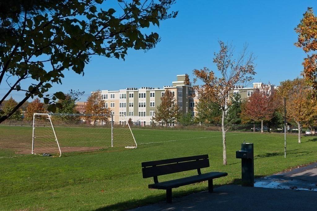 Cambridge, MA 02138,87 New #405