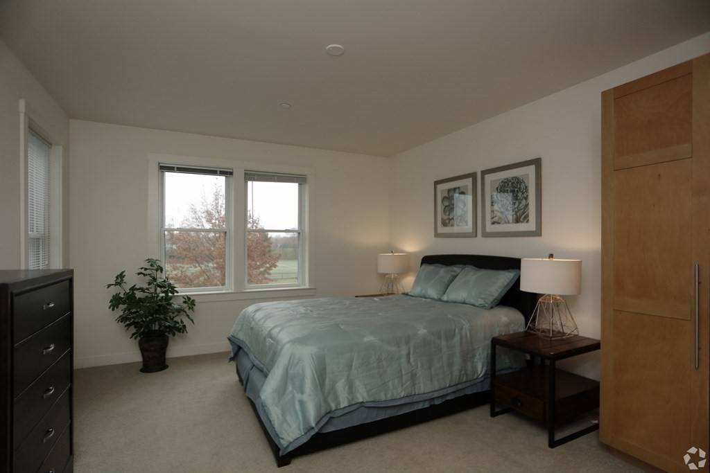Cambridge, MA 02138,87 New #405