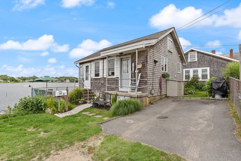 Wareham, MA 02571,17 Blue Jay Terrace