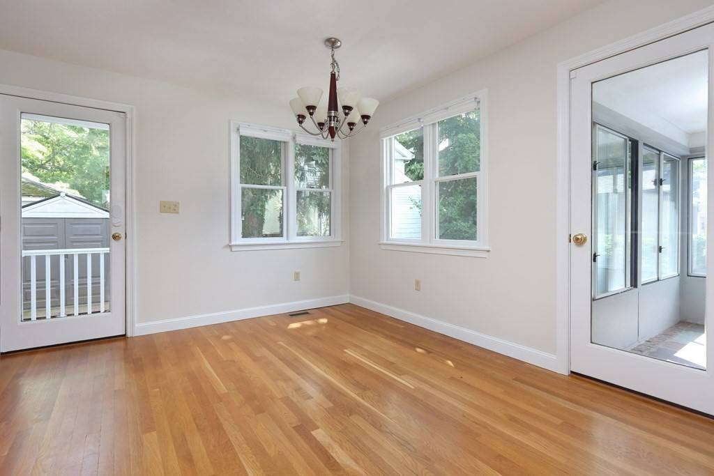 Newton, MA 02459,66 Pelham Street
