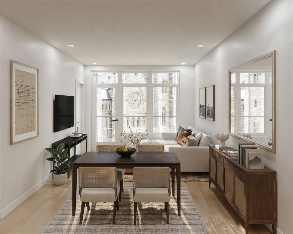 Boston, MA 02118,1395 Washington Street #404