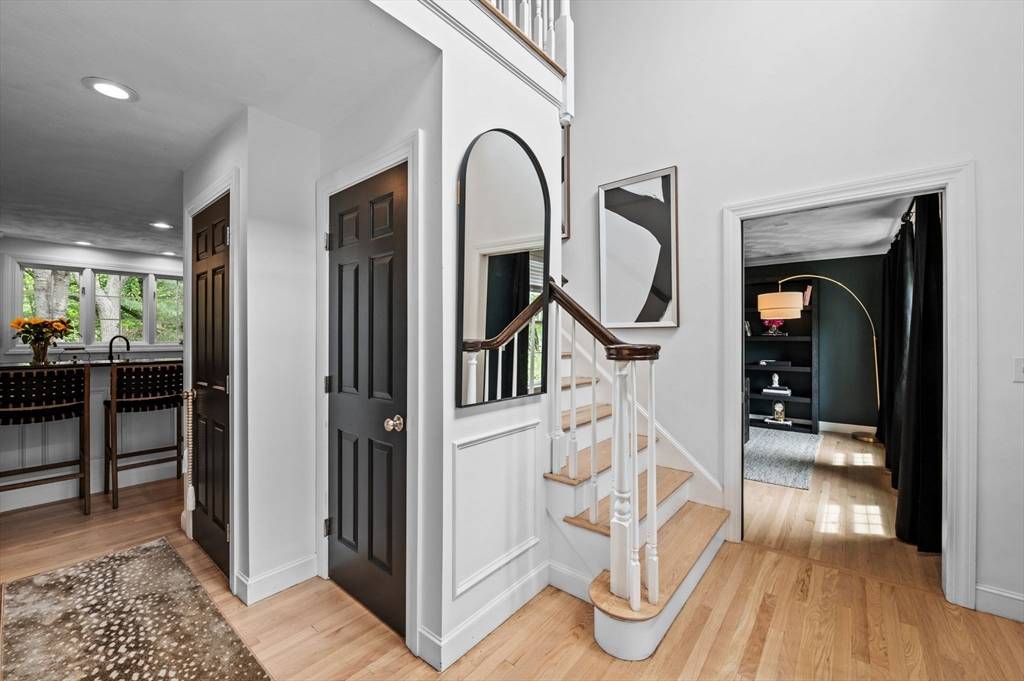 North Reading, MA 01864,12 Tarbox Ln