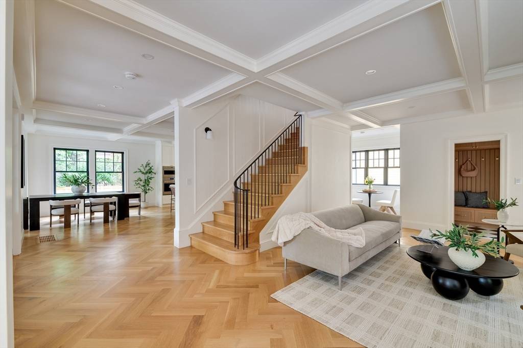 Cambridge, MA 02138,74 Hammond St