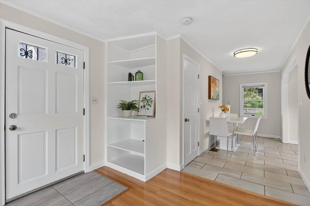Dedham, MA 02026,22 Altoona Rd