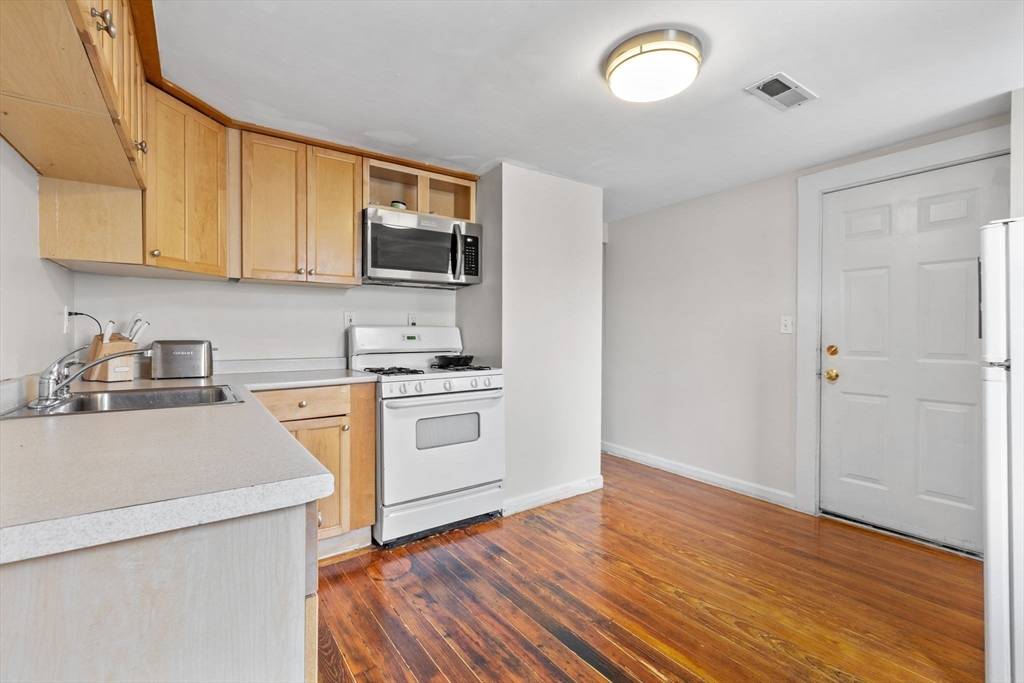 Boston, MA 02129,528 Medford #3