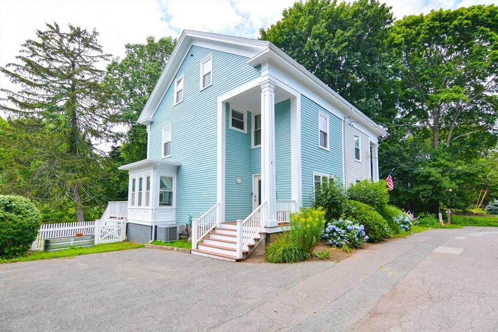 Marblehead, MA 01945,3 Abbot Ct. #0