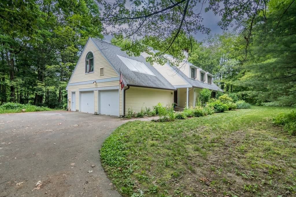 Northampton, MA 01062,12 High Meadow Rd