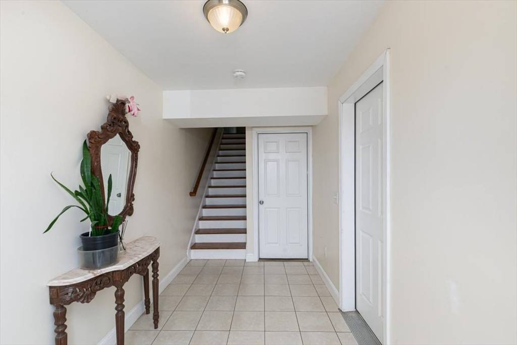 Haverhill, MA 01832,305 Lowell Ave #305