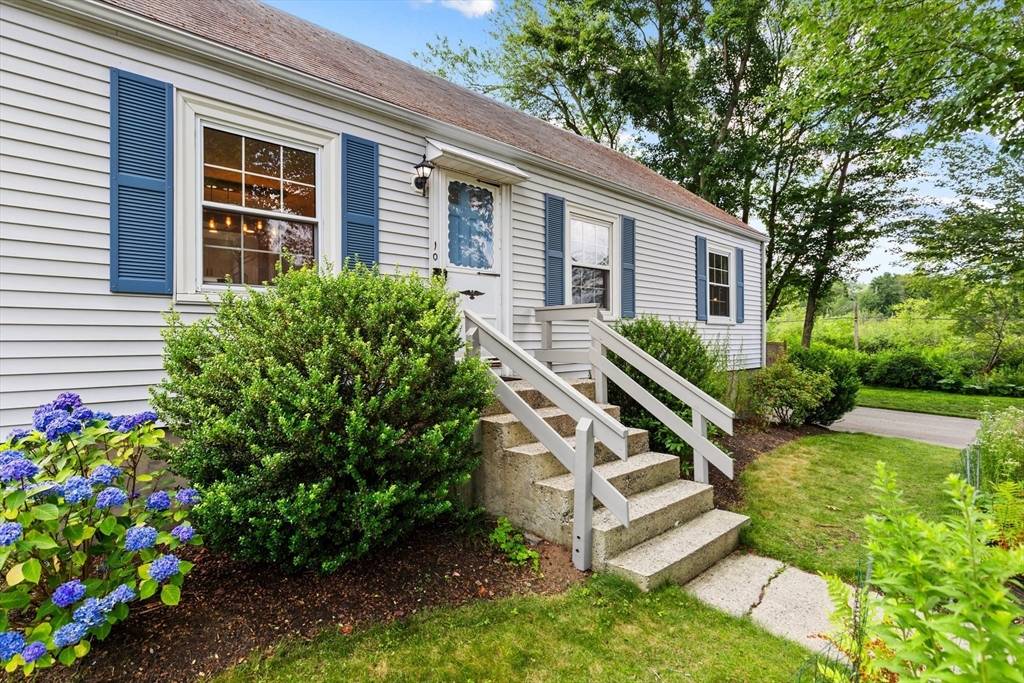 Wakefield, MA 01880,10 Wolcott St