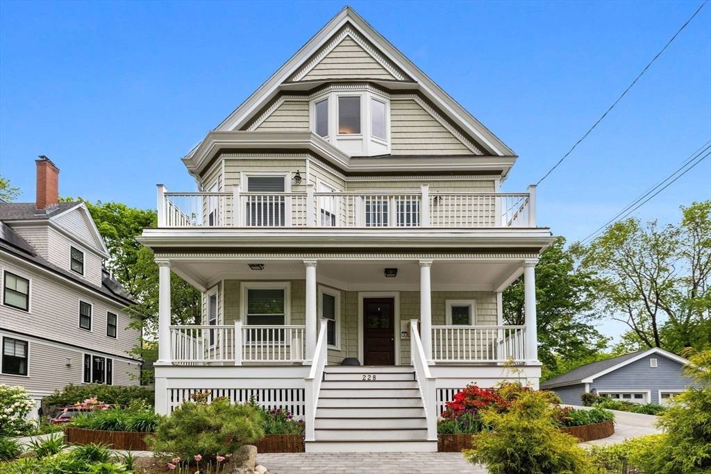 Newton, MA 02459,228 Langley Road #1