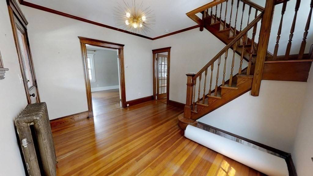 Medford, MA 02155,104 Emerald St #SF