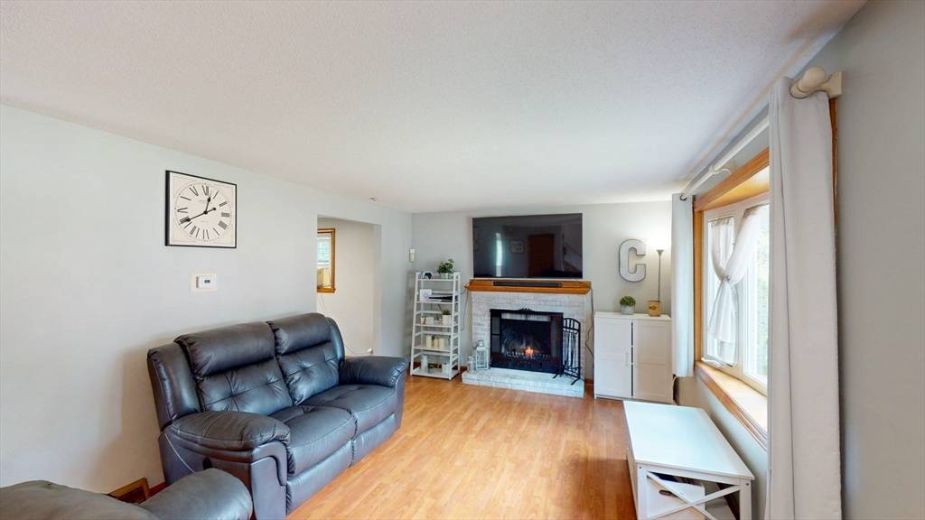Holbrook, MA 02343,614 S Franklin