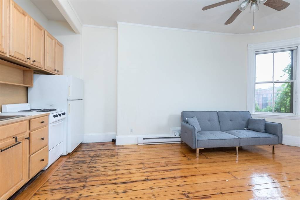 Boston, MA 02116,16 Cumberland St #5
