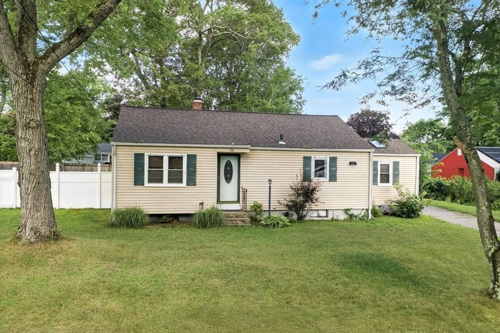 Springfield, MA 01119,35 Juniper Dr