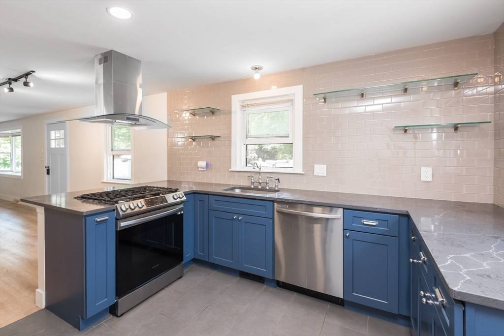 Braintree, MA 02184,483 Liberty St