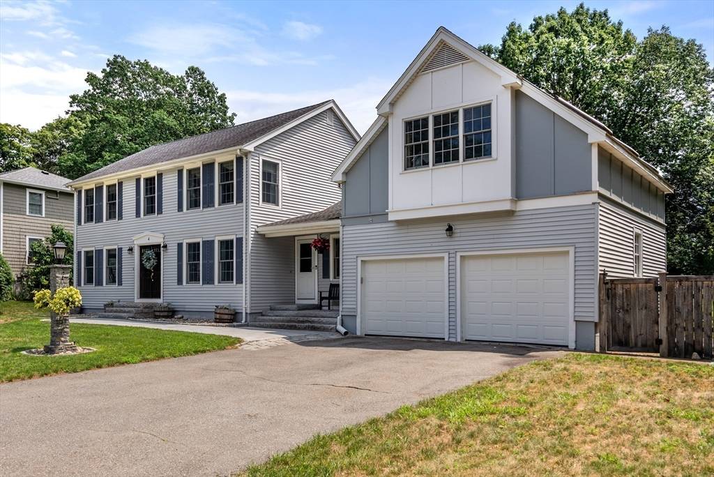Southborough, MA 01772,4 Reservoir Drive