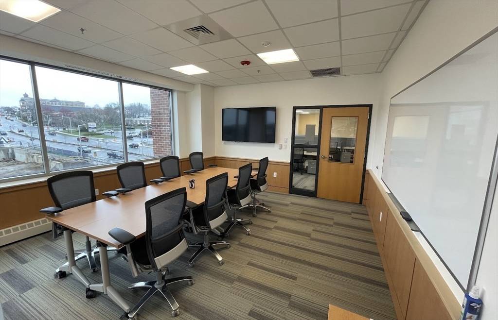 Haverhill, MA 01830,2 Merrimack Street #Fl 3