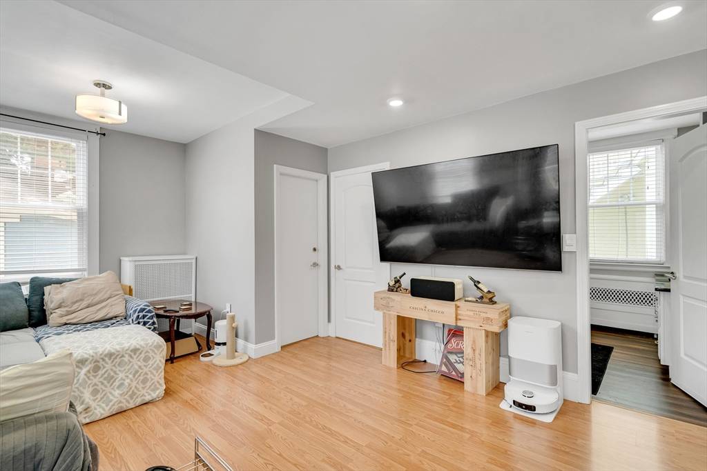Medford, MA 02155,548 High St