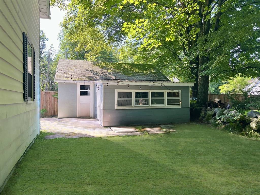 Palmer, MA 01009,10-12 Stewart Ct