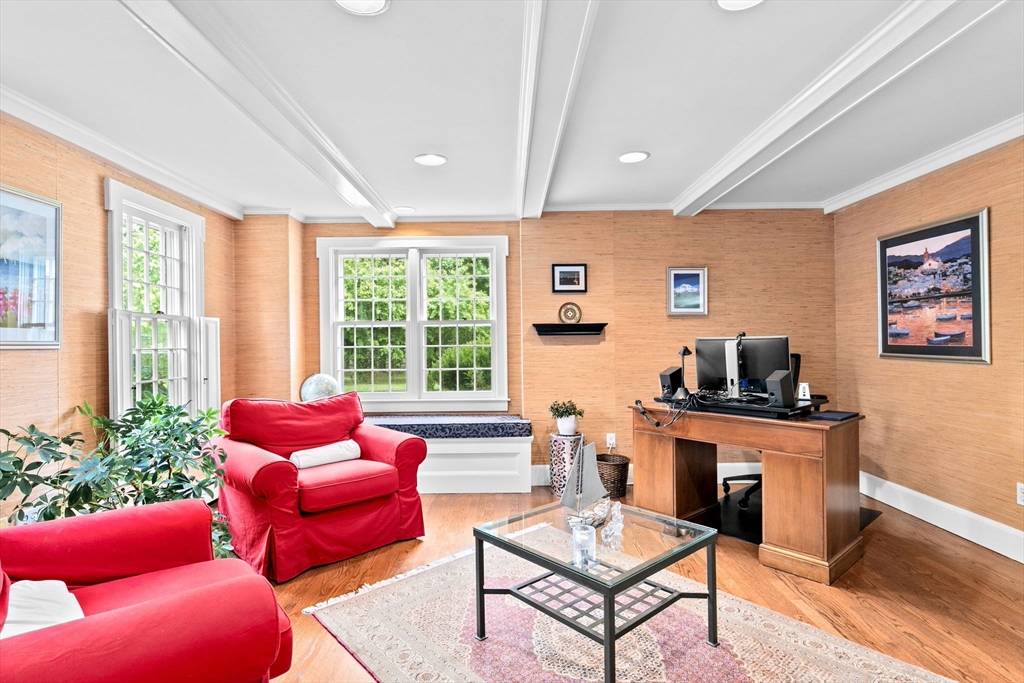 Hingham, MA 02043,6 Cutter Hill Rd