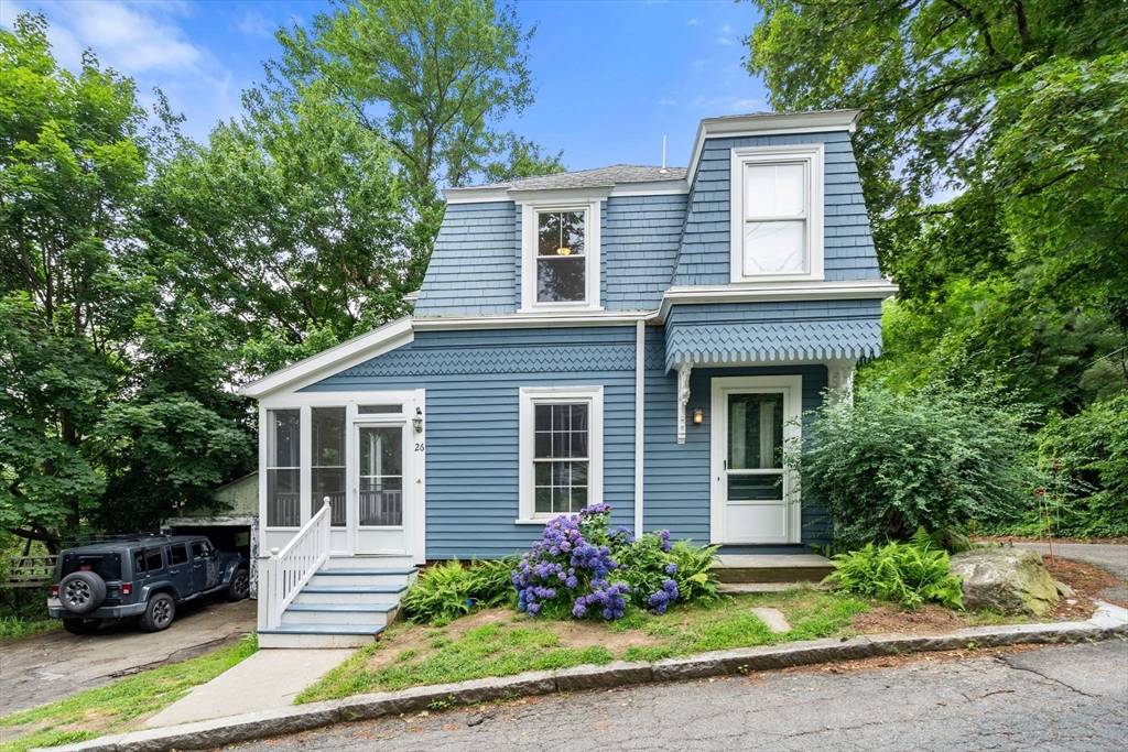 Belmont, MA 02478,26 Centre Ave