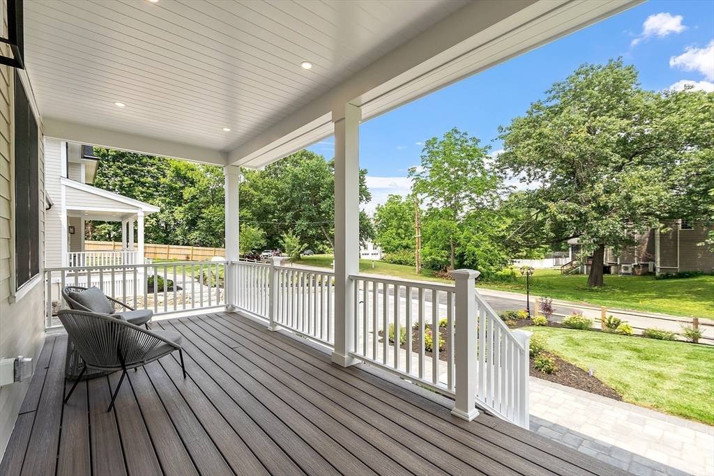Concord, MA 01742,7 Blue Heron Way