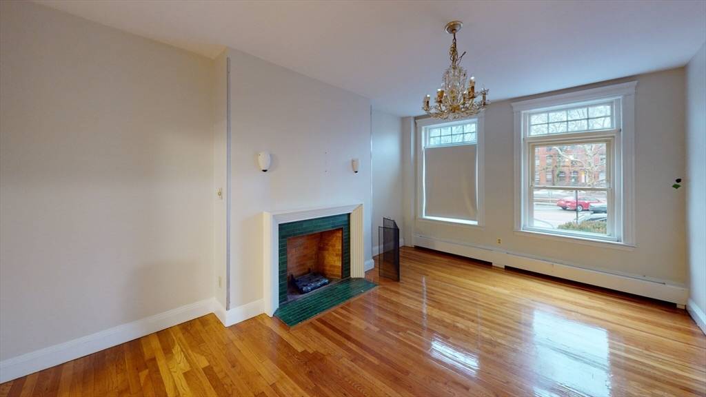 Brookline, MA 02445,1906 Beacon #1