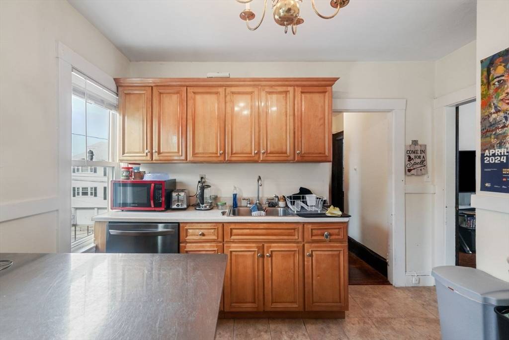 Boston, MA 02135,70-72 Montcalm Ave