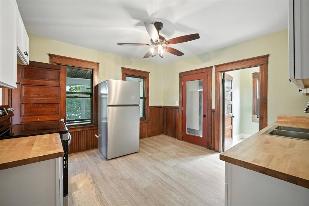 Northampton, MA 01060,12 Day Ave